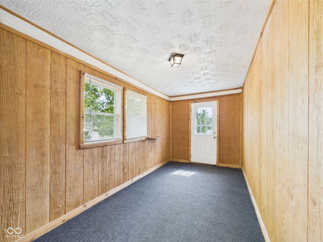 903 W 22nd Street, Anderson, IN 46016