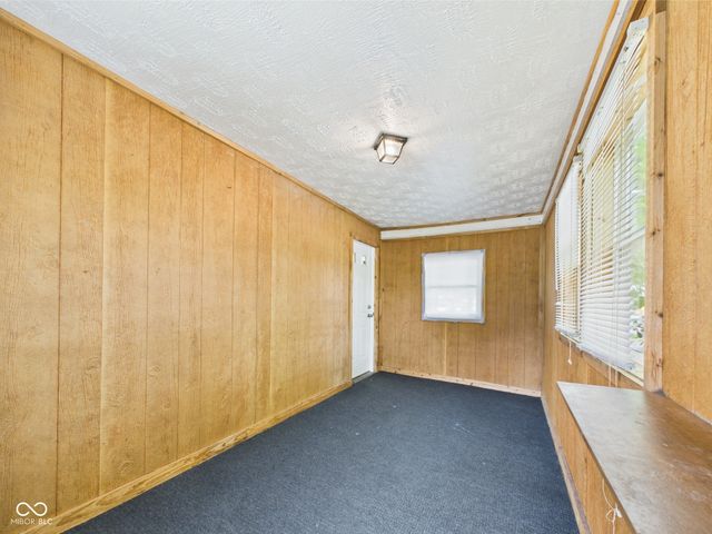 903 W 22nd Street, Anderson, IN 46016