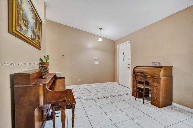 14808 N 69th Street N, Loxahatchee, FL 33470
