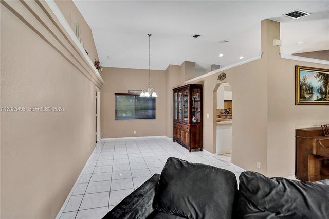 14808 N 69th Street N, Loxahatchee, FL 33470