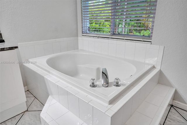 14808 N 69th Street N, Loxahatchee, FL 33470