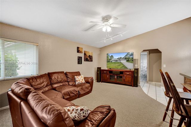 14808 N 69th Street N, Loxahatchee, FL 33470