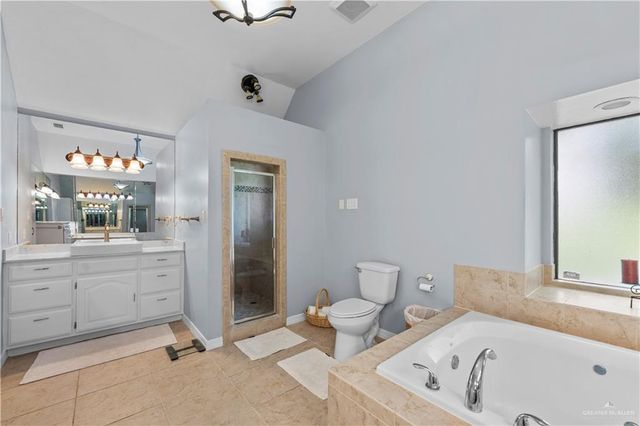 4501 S Bridge Avenue, Weslaco, TX 78596