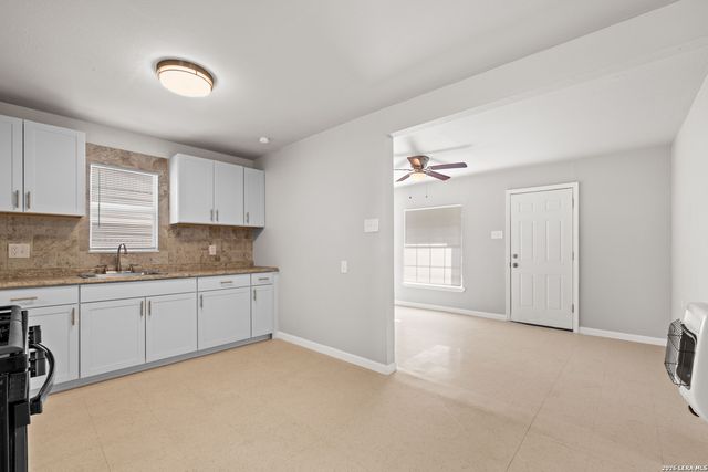 311 S San Joaquin, San Antonio, TX 78237