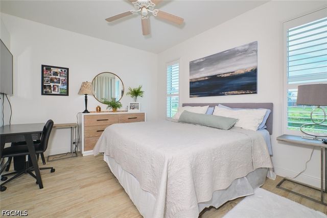 8848 Middlebrook DR, Fort Myers, FL 33908