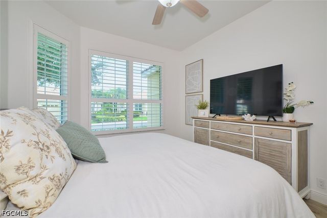 8848 Middlebrook DR, Fort Myers, FL 33908