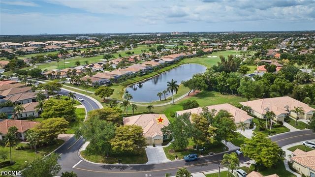 8848 Middlebrook DR, Fort Myers, FL 33908