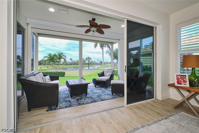 8848 Middlebrook DR, Fort Myers, FL 33908