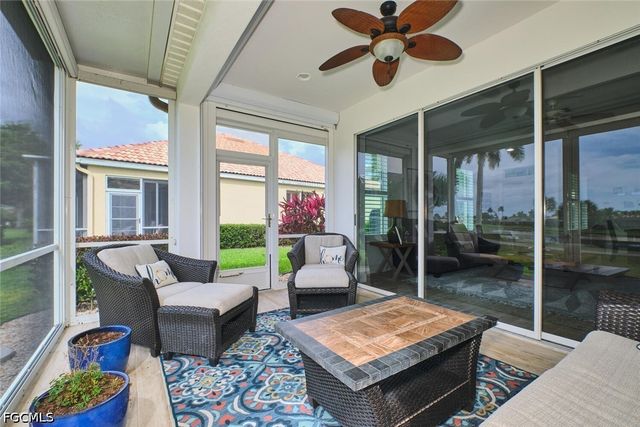 8848 Middlebrook DR, Fort Myers, FL 33908