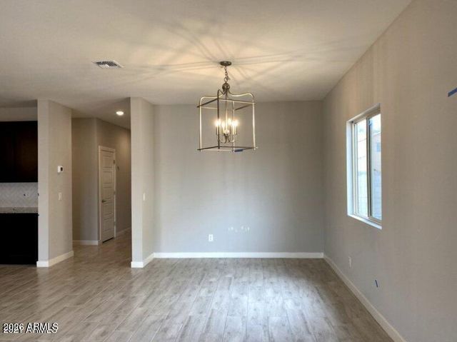 976 E White Wing Drive, Casa Grande, AZ 85122