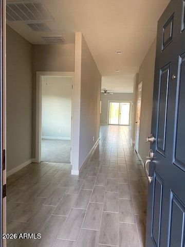 976 E White Wing Drive, Casa Grande, AZ 85122