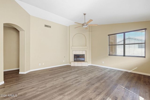 702 E KYLE Drive, Gilbert, AZ 85296