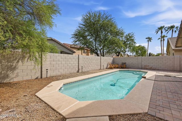 702 E KYLE Drive, Gilbert, AZ 85296