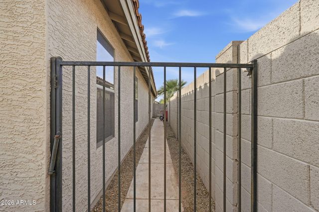 702 E KYLE Drive, Gilbert, AZ 85296