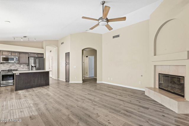 702 E KYLE Drive, Gilbert, AZ 85296