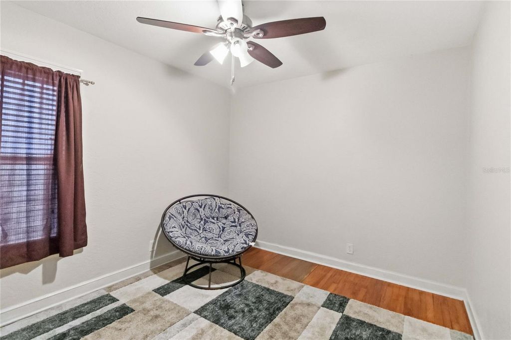 Image 12 of property listing at 552 W WINTER PARK STREET, Orlando, FL 32804