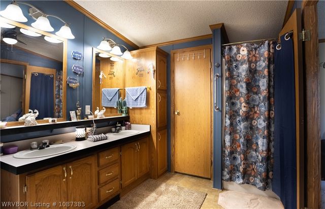 34350 Pleasant Valley Road, Wister, OK 74966