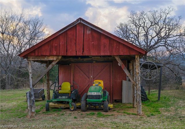 34350 Pleasant Valley Road, Wister, OK 74966