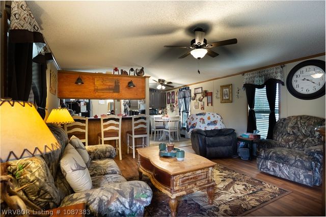 34350 Pleasant Valley Road, Wister, OK 74966