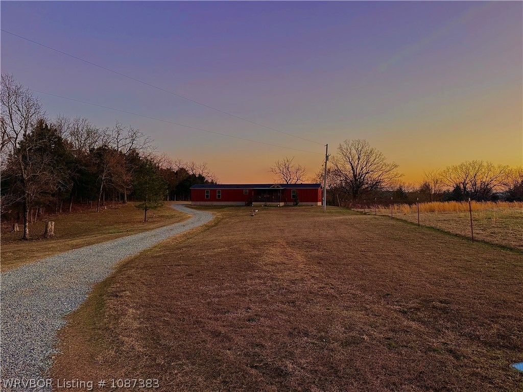 34350 Pleasant Valley Road, Wister, OK 74966