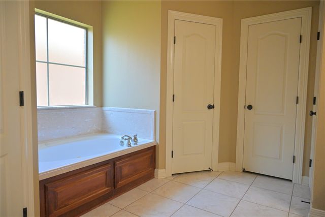 840 Entrada Street, Bossier City, LA 71111