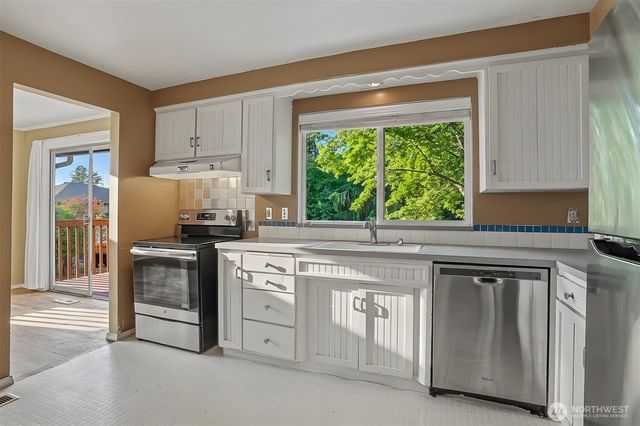 1410 NW 195th Street, Shoreline, WA 98177