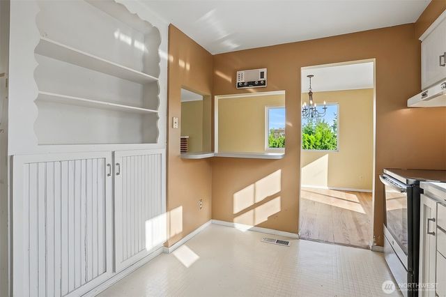1410 NW 195th Street, Shoreline, WA 98177