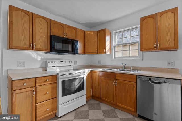 912 PARKER STREET, Langhorne, PA 19047