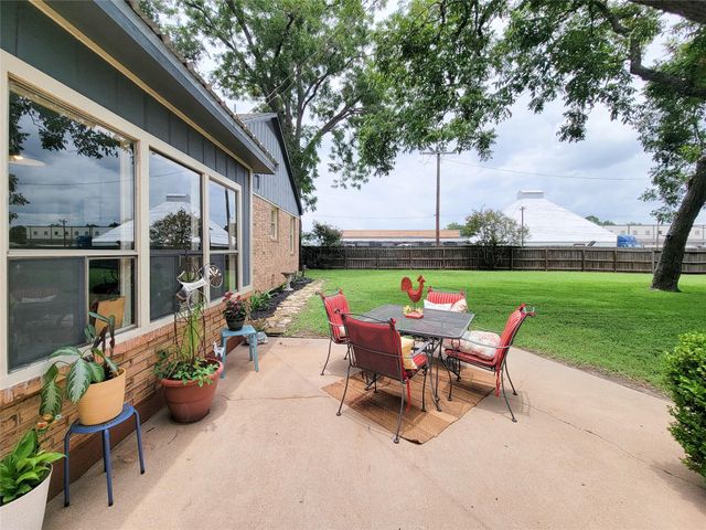 505 S Jackson Street, Brenham, TX 77833