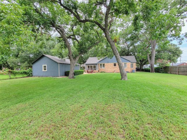 505 S Jackson Street, Brenham, TX 77833