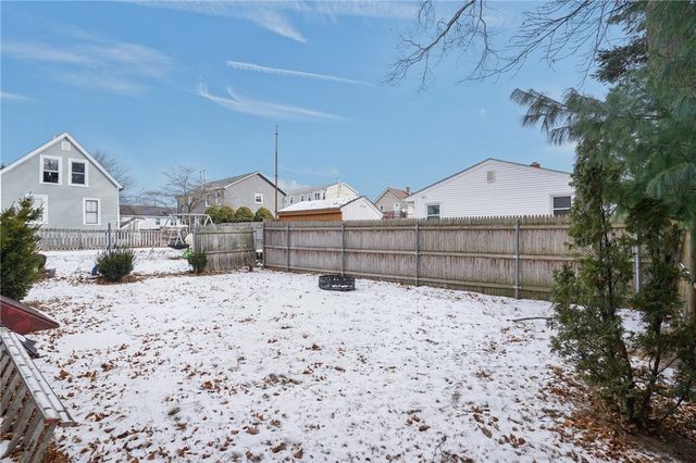 15 Job Street, Providence, RI 02904