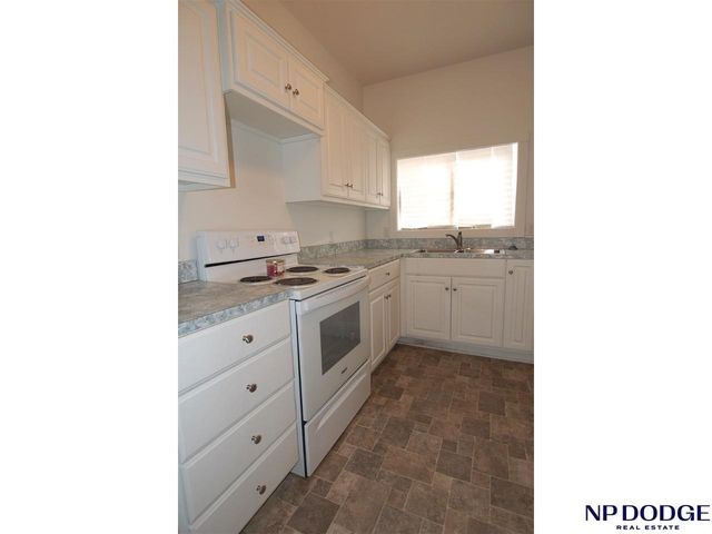 6906 N 24 Street, Omaha, NE 68112