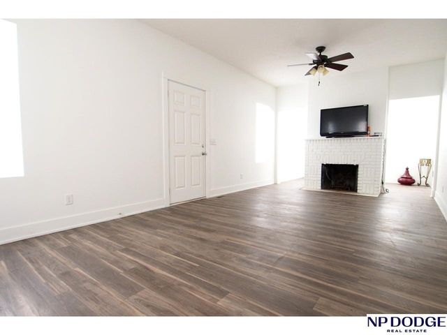 6906 N 24 Street, Omaha, NE 68112