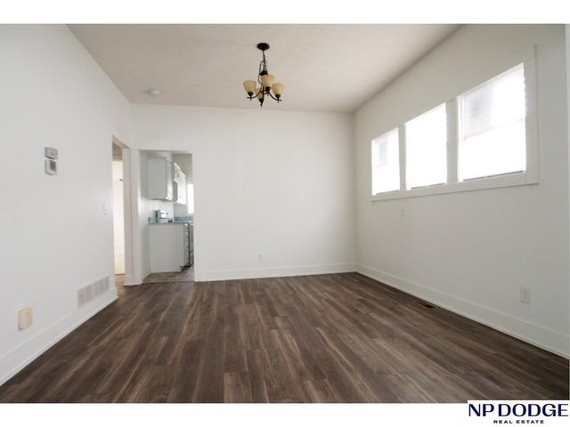 6906 N 24 Street, Omaha, NE 68112