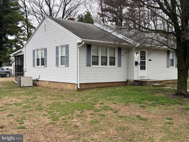 160 E MONMOUTH AVE, Sewell, NJ 08080