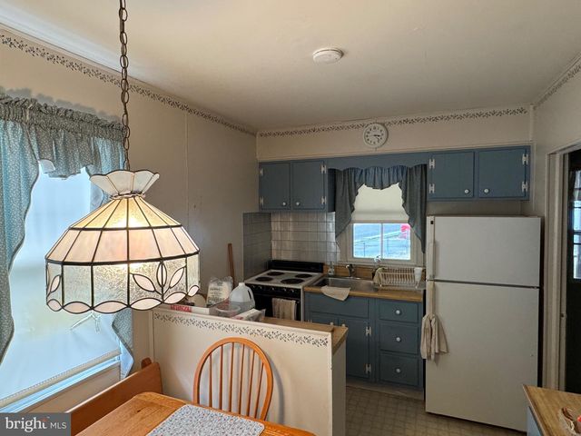 160 E MONMOUTH AVE, Sewell, NJ 08080