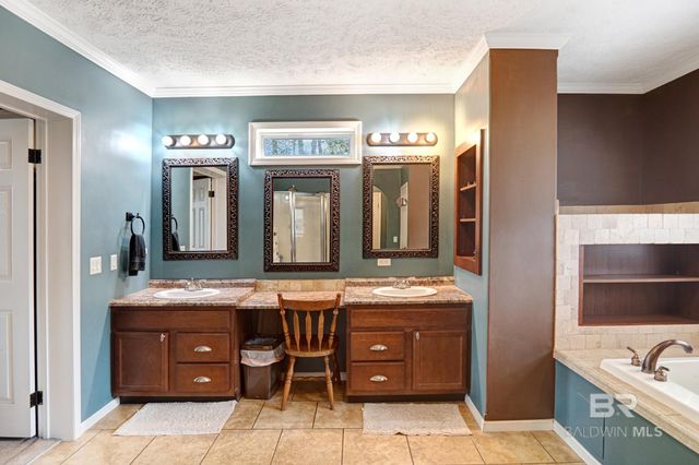 32578 W Carrier Drive, Lillian, AL 36549