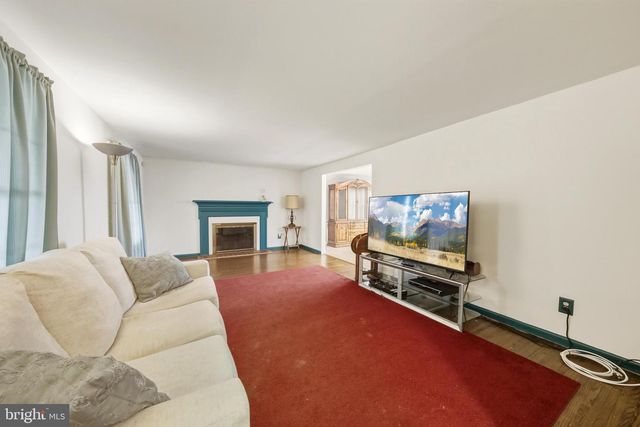 1217 FORGE RD, Cherry Hill, NJ 08034