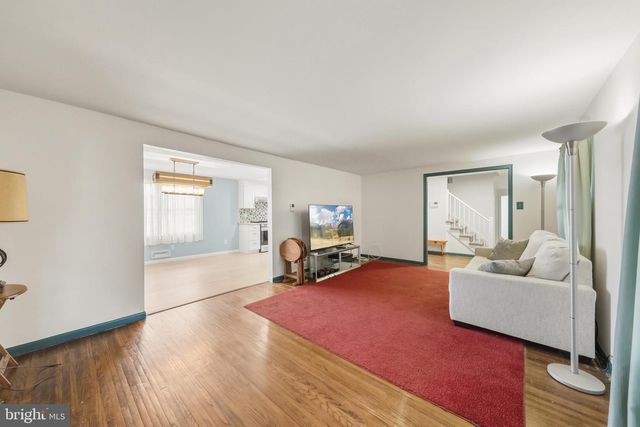 1217 FORGE RD, Cherry Hill, NJ 08034