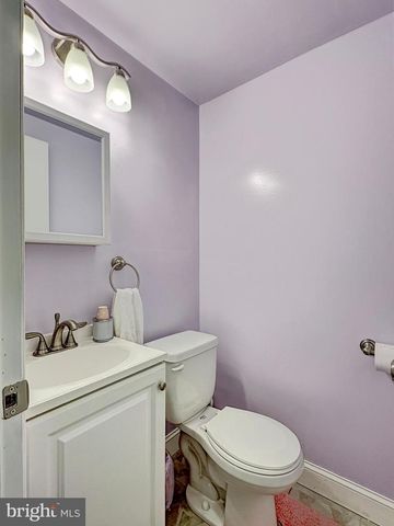 1217 FORGE RD, Cherry Hill, NJ 08034