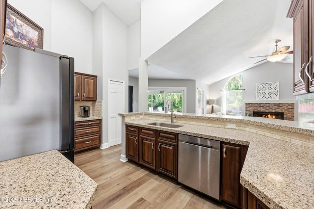 3764 HELICON Drive, Jacksonville, FL 32223