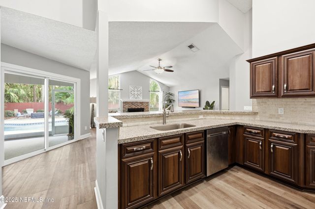 3764 HELICON Drive, Jacksonville, FL 32223