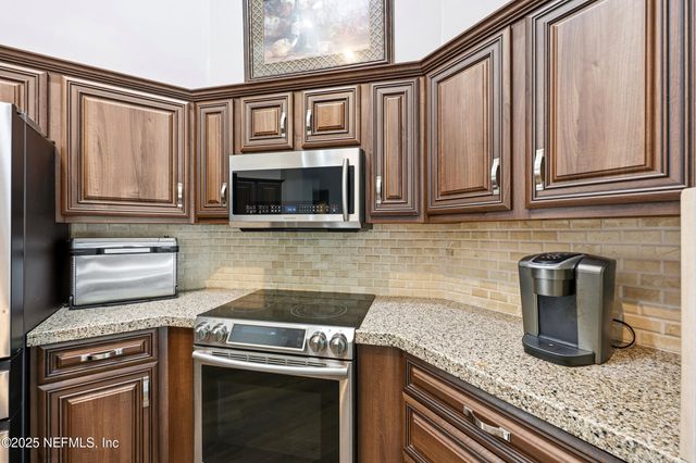 3764 HELICON Drive, Jacksonville, FL 32223