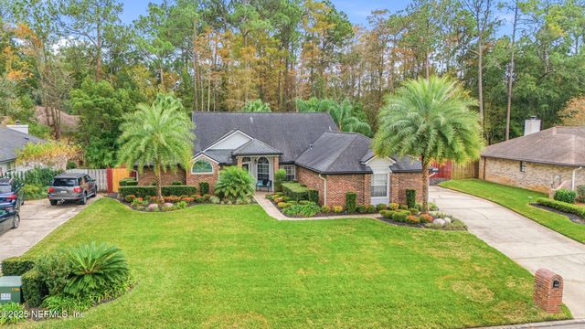 3764 HELICON Drive, Jacksonville, FL 32223