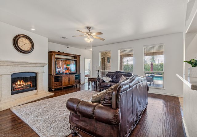1837 Trail Drive, Rockwall, TX 75087