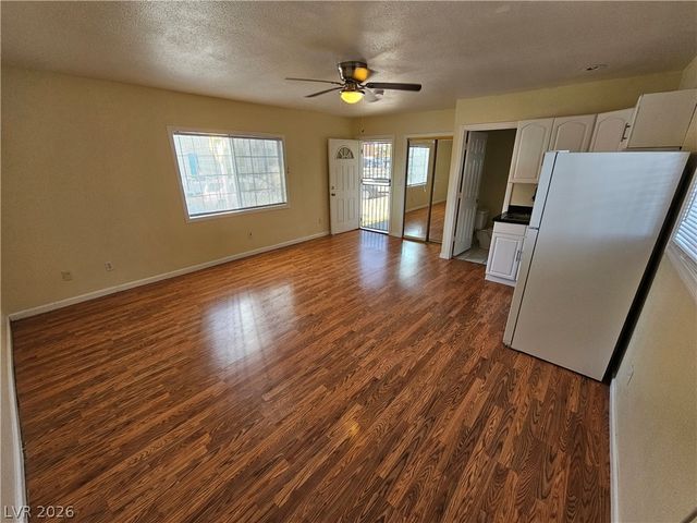331 South 9th Street 4, Las Vegas, NV 89101
