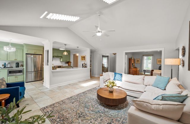 1016 Pine Martin Road, Beaufort, SC 29902