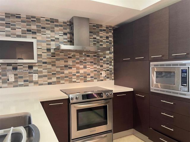 250 Sunny Isles Blvd 3-1003, Sunny Isles Beach, FL 33160