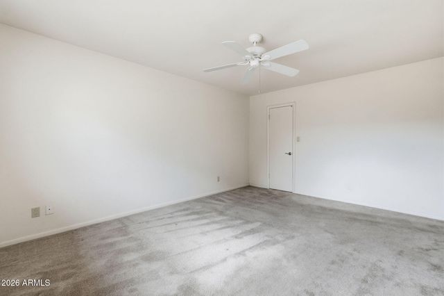 2302 E WALTANN Lane, Phoenix, AZ 85022