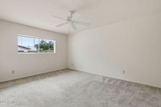 2302 E WALTANN Lane, Phoenix, AZ 85022
